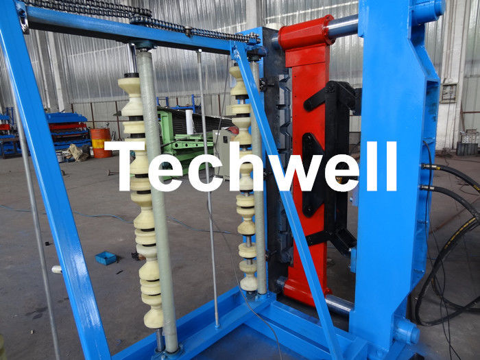 Rotolo idraulico verticale del pannello del tetto che forma macchina per la curva dello strato d'acciaio del tetto del rivestimento di colore