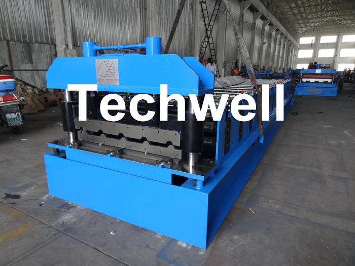 Rotolo d'acciaio del pannello del tetto del metallo che forma macchina, rotolo del pannello del tetto precedente con 5 tonnellate Decoiler