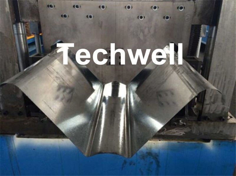 Rotolo elettrico del pannello del tetto dell'ampia luce delle stazioni 17.7KW di taglio 17 che forma acciaio a macchina 45#