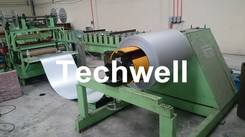 taglio automatico completo ad alta velocità di 3-25mm alla linea macchina per il taglio di metalli di lunghezza dello strato con controllo del touch screen dello SpA