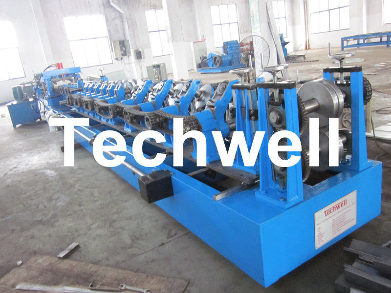 Rotolo d'acciaio automatico del Purlin che forma macchina con il sistema di controllo di SpA per i Purlins di zeta del Cee
