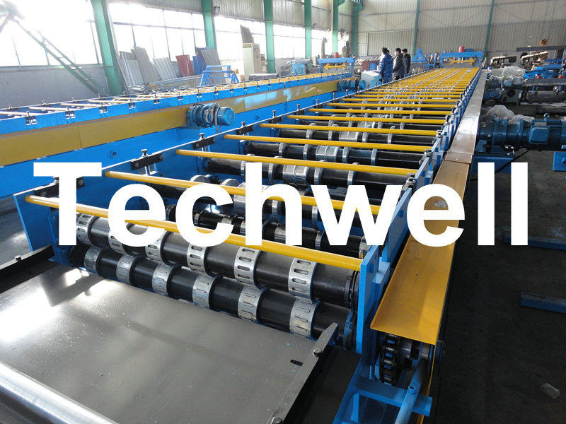 Rotolo della piattaforma della struttura d'acciaio di alta precisione che forma macchina per lo strato di Decking del metallo