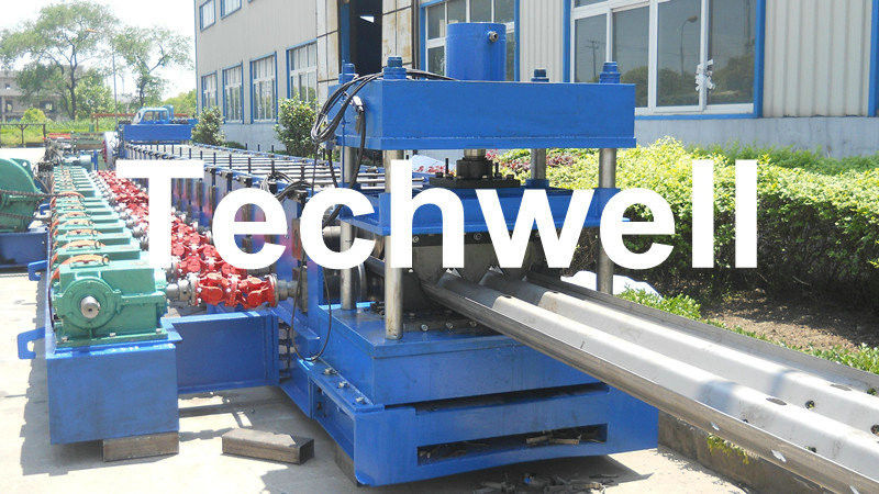 rotolo della guardavia della strada principale dell'azionamento del cambio del giunto cardanico di 4mm - di 2 che forma macchina con 7 rulli che livellano TW-W312