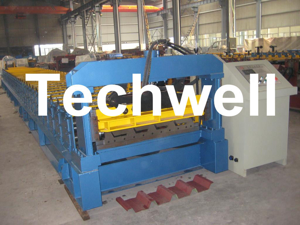 Rotolo del pannello del tetto di Chromadek IBR che forma macchina con velocità di lavoro di 0 - 15 m/min
