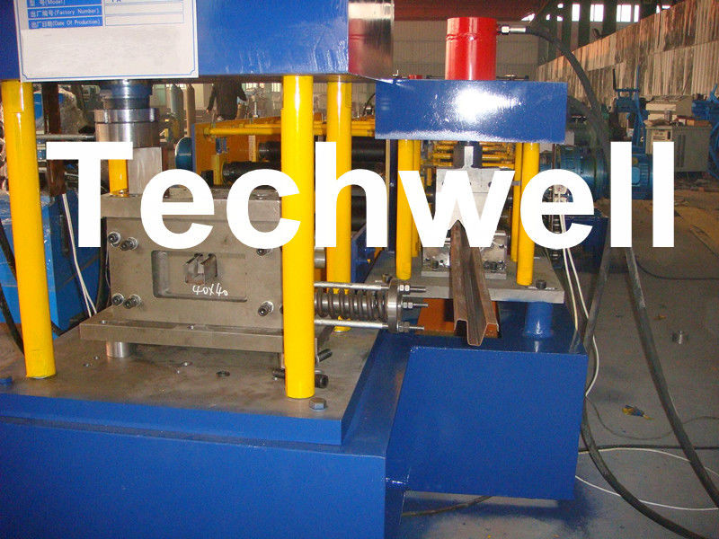 Rotolo manuale/idraulico del Purlin di profilo di Decoiler U che forma macchina per il profilo TW-U100 di U